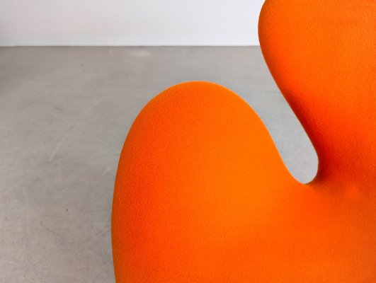 Swan Chair with Orange Upholstery by Arne Jacobsen for Fritz