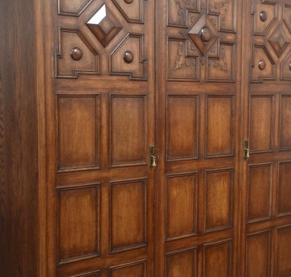 Boiserie à trois panneaux aux profils XVIIe siècle