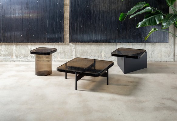 Tables basses gigognes design en céramique effet marbre blanc et métal
