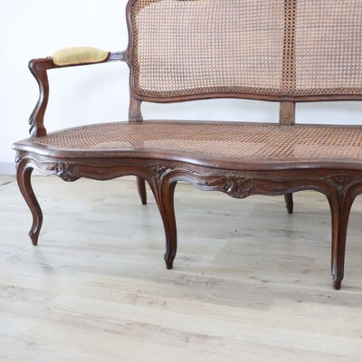 Antique Walnut Sofa in Vienna Straw, 1700s for sale at Pamono