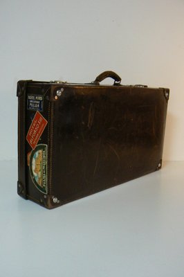 Retro Valigia Di Cuoio D'annata Dei Bagagli Aperta Immagine Stock