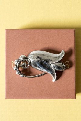 broche rétro signé GERRYS couleur argent brillant 719 | UK