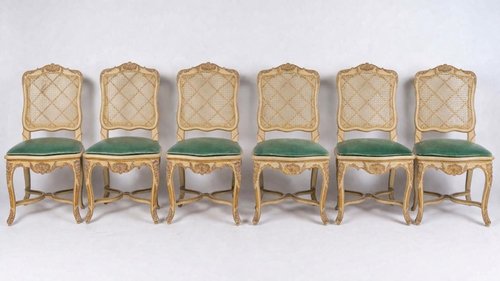 Ensemble De Quatre Chaises De Salon D'appoint En Noyer Sculpté De Style Louis Xv Du 19%c3%a8me Si%c3%a8cle Fran%c3%a7ais