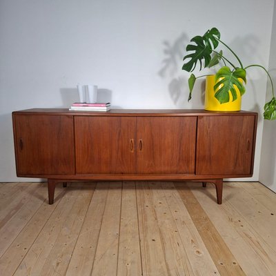 Mid-Century Danish Sideboard in Teak by H.P. Hansen, 1960s for 