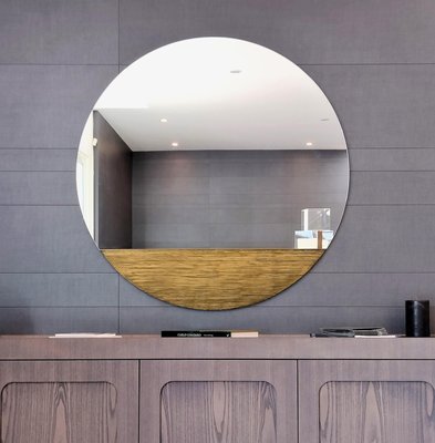 Geometric Gold Eclisse 900 Round Mirror by Disain1971 for sale at