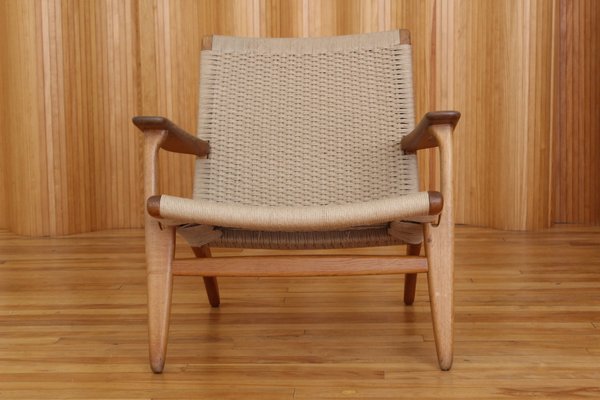 oak model ch25 lounge chair by hans wegner for carl hansen and son