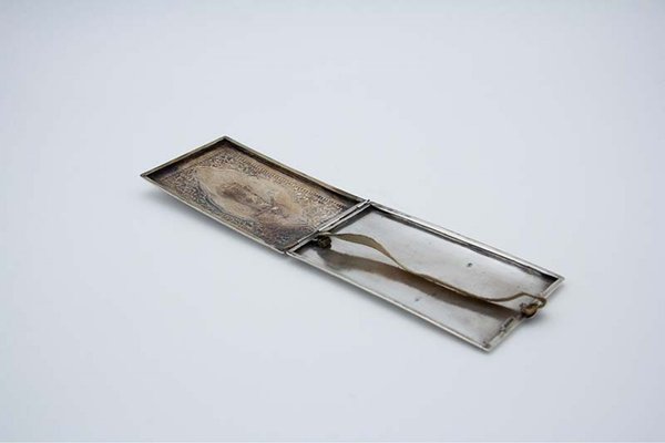 Silver Cigarette Case with Hindu Goddess in Relief for sale at Pamono