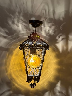 Handgefertigte Laternenlampe im Venezianischen Stil mit Bernsteinfarbenen Glasplatten, 1960er