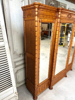 Antiker Kleiderschrank in Bambus-Optik mit Spiegel, Ende 19. Jh. bei Pamono  kaufen