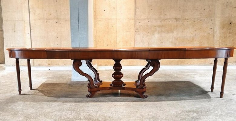 Ausziehbarer ovaler Korbtisch, 1950er bei Pamono kaufen