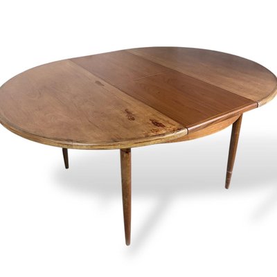 Vintage Round Extending Dining Table in Teak from G-Plan for sale
