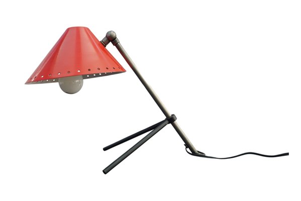 Herman Busquet ／ピノキオライト Mid-Century Modern Dutch Red Pinocchio Tripod Table Lamp by H