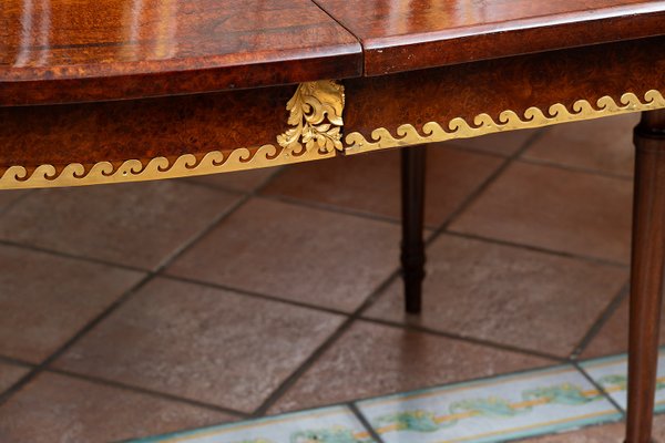 Ausziehbarer antiker Napoleon III Tisch mit Sthlen aus Thuja Wurzelholz &  Mahagoni, 19. Jh., 7er Set bei Pamono kaufen