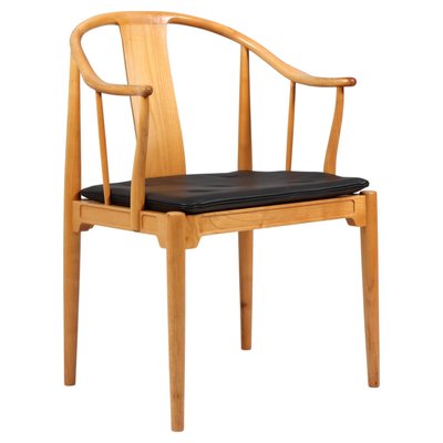 椅子 Hans J Wegner FH708 Fritz Hansen Chinese Chair by Hans J. Wegner for Fritz Hansen for sale at Pamono