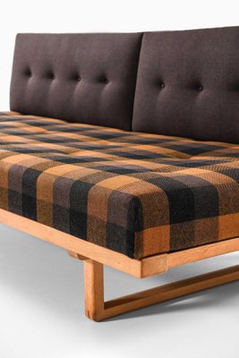 Model 4311/4312 Daybed in Upholstered Oak attributed to Børge