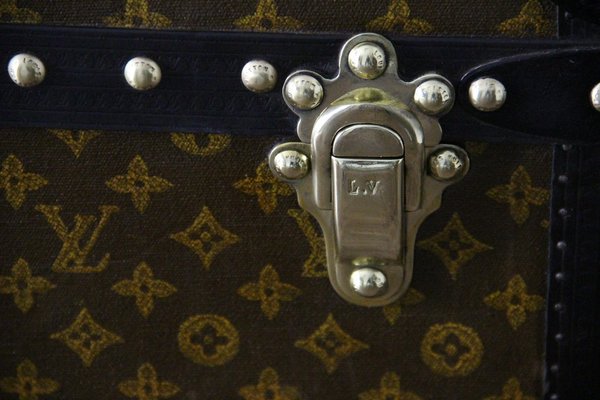 Antique Shoe Trunk from Louis Vuitton, 1920s for sale at Pamono