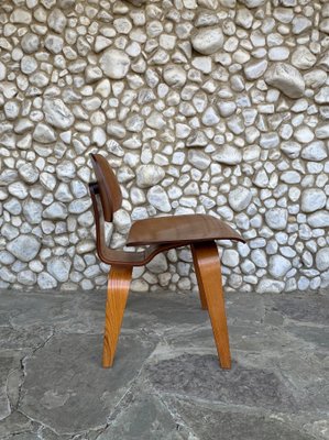 DCW Dining Chair in Walnut by Charles and Ray Eames for Herman 