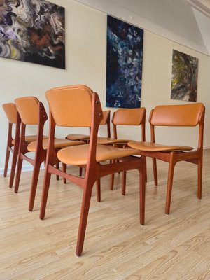 Model Od49 Dining Chairs in Teak and Cognac Italian Leather by