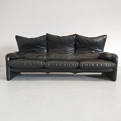 r*y様 3P MARALUNGA SOFA / Cassina 黒革 Vint Black Leather Maralunga Sofa, 1970s for sale at Pamono