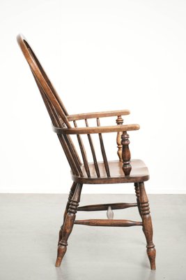 Antique English Spindle Chair, 1800s for sale at Pamono