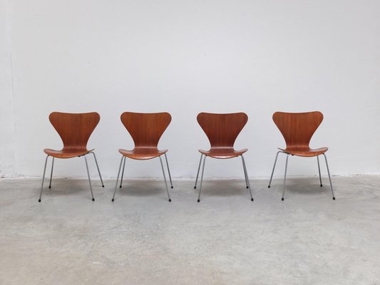 Series 7 Chairs in Teak by Arne Jacobsen for Fritz Hansen, 1955