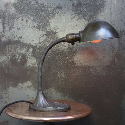 Industrial American Cast Iron Desk Light for sale at Pamono