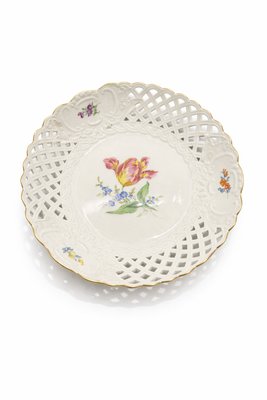 Reticulated Porcelain Centerpiece Plate with Floral Decoration from Meissen Porcelain, 1970s — view 1