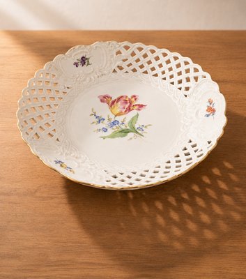 Reticulated Porcelain Centerpiece Plate with Floral Decoration from Meissen Porcelain, 1970s — view 2