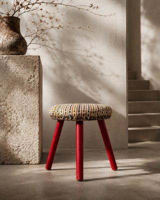 Mid-Century Modern Oval Tripod Ottoman in Kilim Brocade Fabric, 1960s — view 2