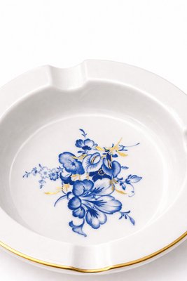 Vintage Porcelain Ashtray with Blue Floral Motif & Gold Rim from Meissen, 1970s — view 4