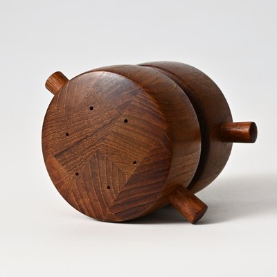 Salt＆pepper shaker danish design1960s Danish Teak Pepper Mill and Salt Shaker by Jens Harald Quistgaard