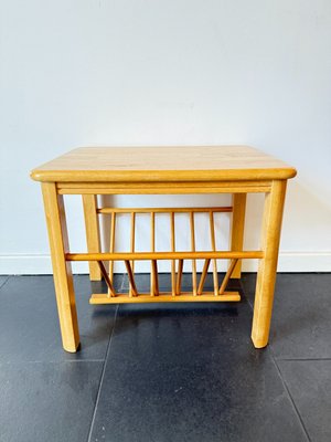 Magazine Rack Side Table ヴィンテージ ポストモダン Vintage Wooden Side Table with Magazine Rack, 1970s for sale at Pamono