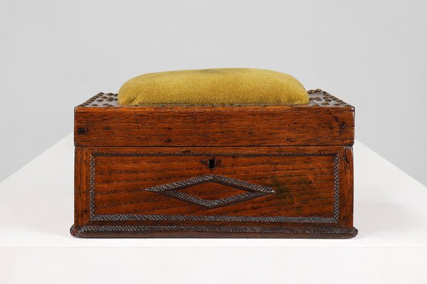 Art Deco French Sewing Box in Sculpted Wood, 1890s for sale at Pamono