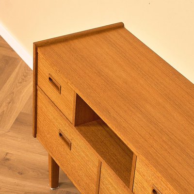 Swedish Chest of Drawers in Teak, 1950 for sale at Pamono