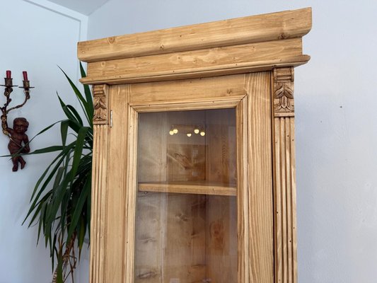 Vitrine Collections. en Bois Naturel, à Peindre. artisanats. Mesures: 25*8.5*44 cms. Collections. en Bois Naturel, à Peindre. artisanats