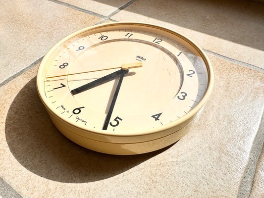 Quartz Wall Clock Type Abk 31 No. 4781 in Plastic by Dietrich Lubs