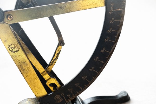Antique Letter Scale with Brass Weights from D.R.G.M. Pendulum, Germany, 1900s, Set of 5 — view 8