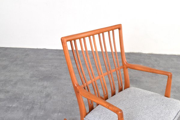 Oak Ml33 Rocking Chair by Hans J. Wegner for A/S Mikael Laursen
