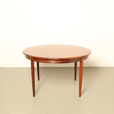 Model 15 Rosewood Dining Table By N O Møller For J L Model 15 Rosewood Dining Table By N O