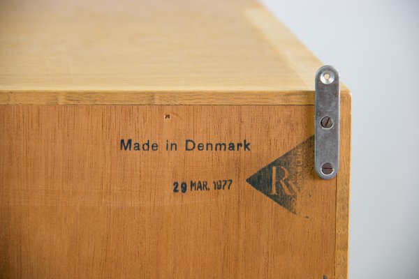 Oak Cabinet by Hans Wegner for Ry Mobler, 1977 for sale at Pamono