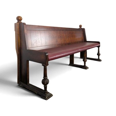 Art Deco Brasserie Bank aus Eiche & Wurzelholz mit burgunderrotem Sitz aus Kunstleder, 1930er bei Pamono kaufen