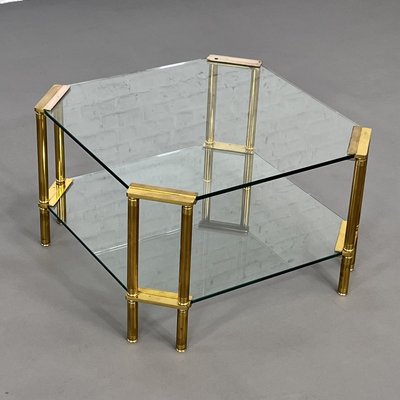 Viereckiger Vintage Couchtisch aus Messing & Glas, 1970er bei Pamono kaufen