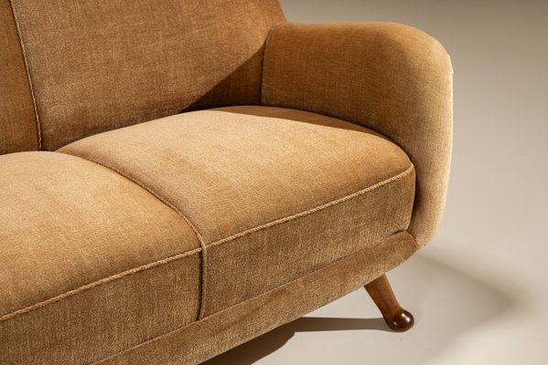 Drei-Sitzer Sofa aus Mohair von Berga Möbler, Schweden, 1940er bei Pamono kaufen