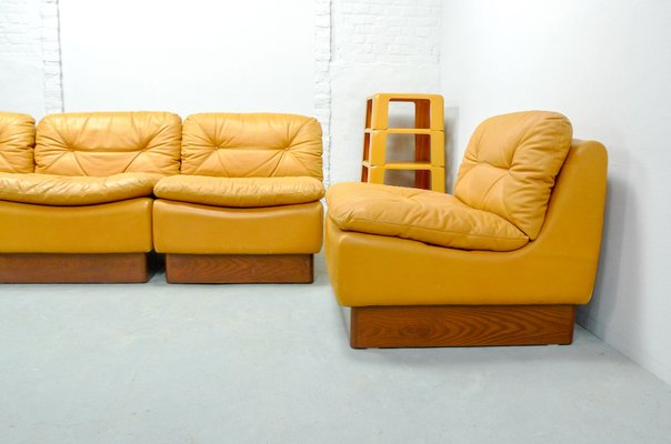 Mid Century Deep Yellow Leather Modular Sofa Set From Dreipunkt 1970s Mid Century Deep Yellow Leather Modular Sofa Set From Dreipunkt 1970s