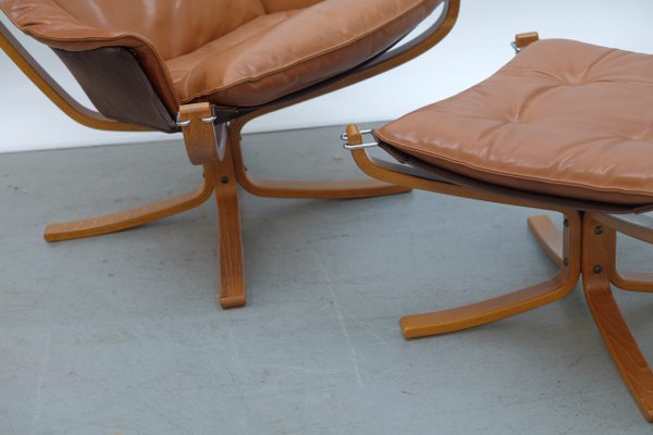 Falcon Chair and Ottoman by Sigurd Ressell for Vatne Møbler, 1970s Falcon Chair and Ottoman by Sigurd Ressell for Vatne Møbler, 1970s