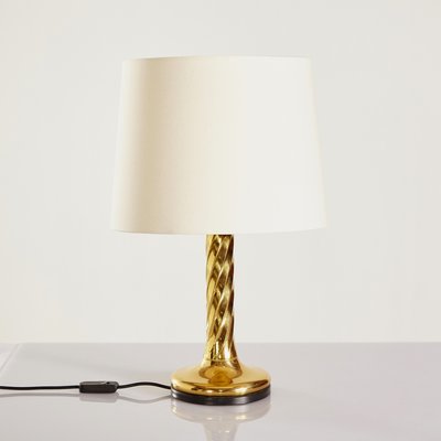 cream colored table lamps