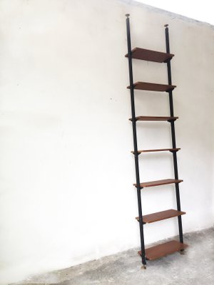 Teak & Metall Regalsystem, 1950er bei Pamono kaufen Teak & Metall Regalsystem, 1950er bei Pamono kaufen