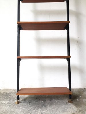 Teak & Metall Regalsystem, 1950er bei Pamono kaufen Teak & Metall Regalsystem, 1950er bei Pamono kaufen