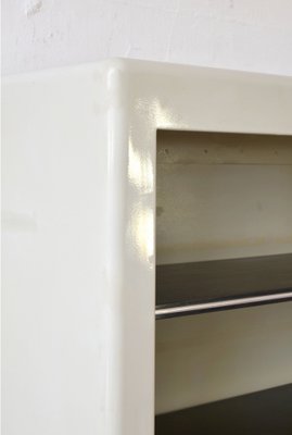 Schrank aus Metall mit Schiebetüren von Mauser Werke Waldeck Schrank aus Metall mit Schiebetüren von Mauser Werke Waldeck