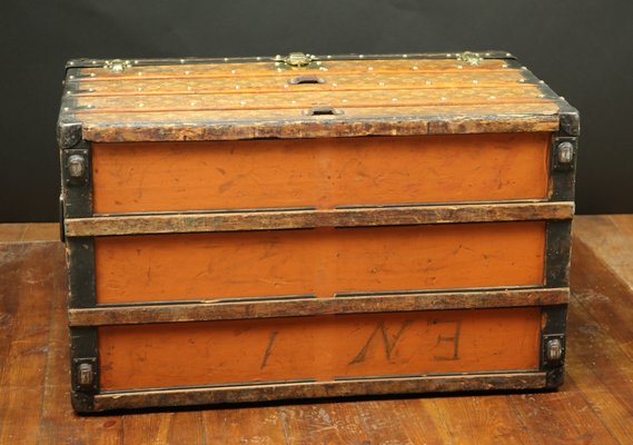 Antiker Monogrammierter Uberseekoffer Mit Gewebtem Verkleidung Von Louis Vuitton 1900er Bei Pamono Kaufen